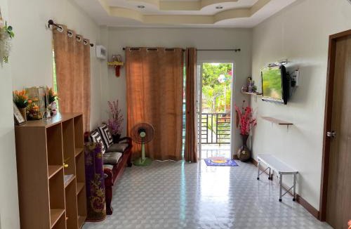 Sattahip House | เพียงภูโฮมสเตย์