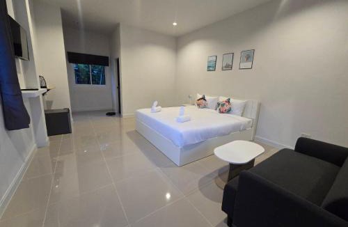 Ban Na Faek Hotel | แวะพักสเตย์โฮสเทล Wae Phak Stay Hostel