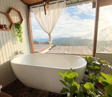 Mae Rim Hotel | ไร่ดอยช้าง ม่อนแจ่ม Raidoichang moncham