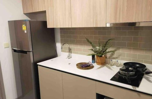 Thanon Phaya Thai Apartment | 市中心高端泳池公寓 BTS phayathai 500米 附近王权免税店