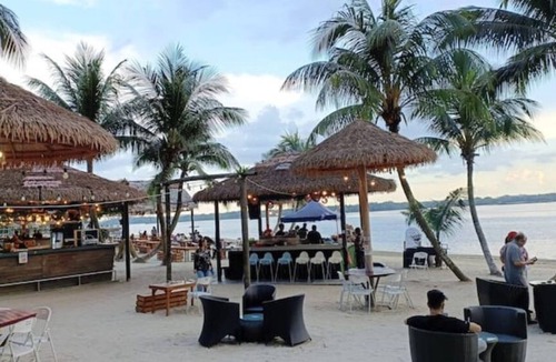 Central District Condo | 海滨度假屋3BR~Walk to Beach Seaview@4-13pax#RoyalStrand