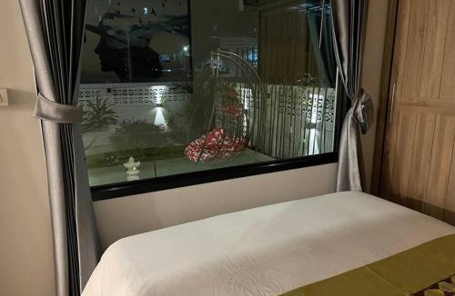 Bang Phlat House | 独立庭院 花园式的两卧两卫民宿 近mrt 2