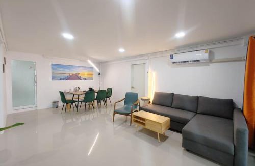 Din Daeng House | 辉煌夜市 4房泳池花园别墅 订4日提供免费接机