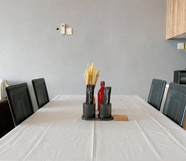 Taman Mount Austin Apartment | 08# Comfy Muji Suites - MountAustin, JB