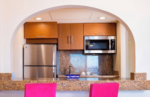 Los Cabos Resort | 1-Bedroom Medano beach 5* resort *HURRY*Only available March 14 to 21, 2026