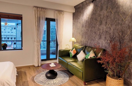 Binh Thanh Apartment | 1 BR Nguyen Hue Walking St Bitexco