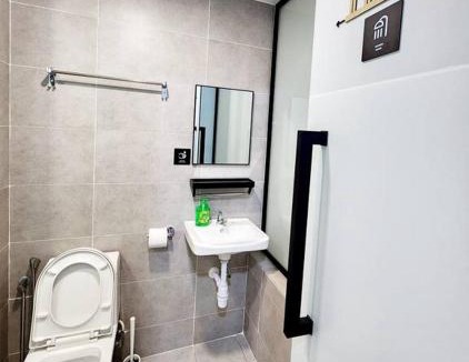 Shah Alam Apartment | 10 min to Subang Airport Free Wi-fi Carpark
