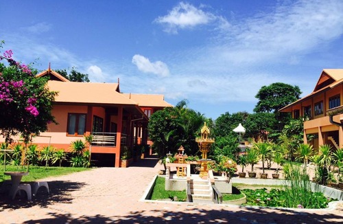 Choeng Mon House | 100 m² Motel ∙ 127 guests