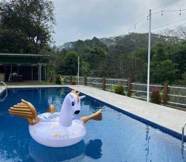 Cijeruk Villa | 100 m² Villa ∙ 3 bedrooms ∙ 12 guests