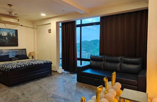 Surat Villa | 100 m² Villa ∙ 3 bedrooms ∙ 13 guests