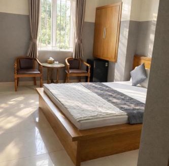 Trung Chanh Hotel | 10h Hotel