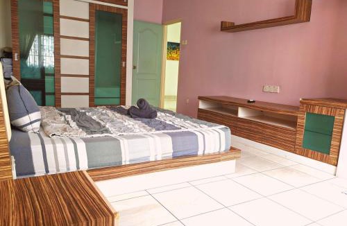 Hulu Kinta House | 10paxx HotSprings Recovery Stay