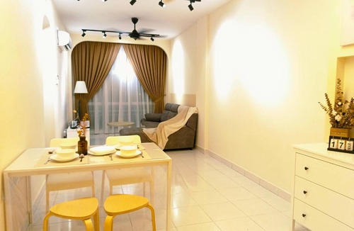 Daerah Kulai Apartment | 1100 m² Apartment ∙ 3 bedrooms ∙ 6 guests