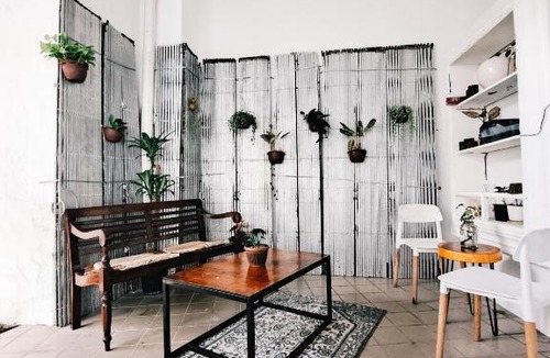 Downtown George Town Hostel | 111 Hutton Lane Hostel