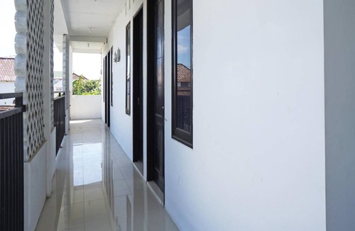 Blitar Hotel | 111 m² Hotel ∙ 3 guests