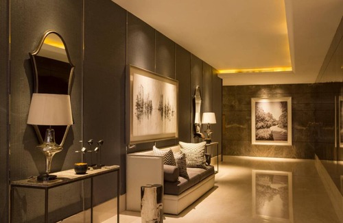 Surabaya Hotel | 113 m² Hotel ∙ 3 bedrooms ∙ 127 guests