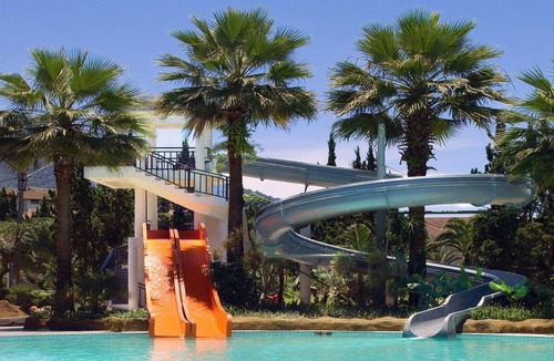 Cipanas Resort | 119 m² Resort ∙ 13 guests