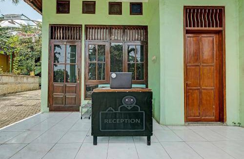 West Semarang Bed & Breakfast | 12 m² Bed and breakfast ∙ 2 guests