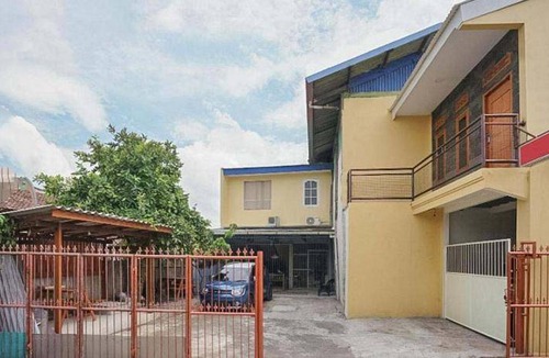 Kenjeran Bed & Breakfast | 12 m² Bed and breakfast ∙ 3 guests