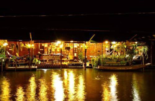 Amphawa Bed & Breakfast | 12 m² Bed and breakfast ∙ 7 guests