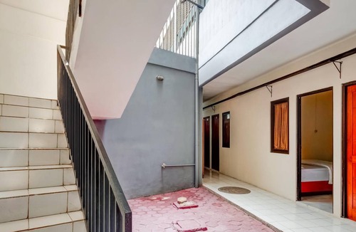 Depok Hotel | 12 m² Hotel ∙ 10 guests