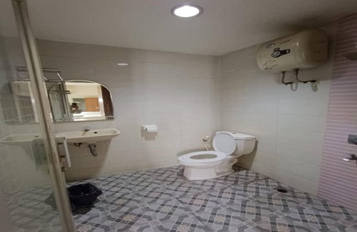 East Jakarta Hotel | 12 m² Hotel ∙ 2 guests