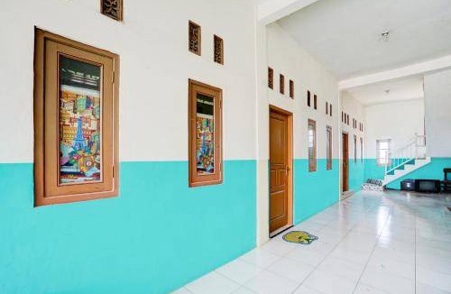 Paciran Hotel | 12 m² Hotel ∙ 3 guests
