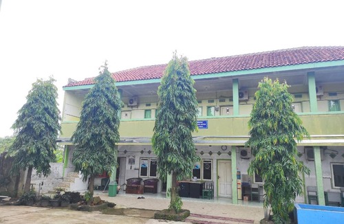 Cimahi Hotel | 12 m² Hotel ∙ 4 guests