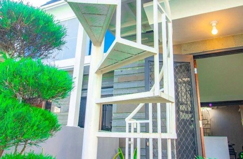 Sidomulyo House | 120 m² House ∙ 2 bedrooms ∙ 10 guests
