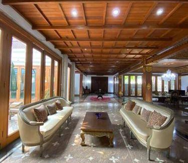East Kuningan Apartment | 1200 m² Apartment ∙ 4 bedrooms ∙ 8 guests