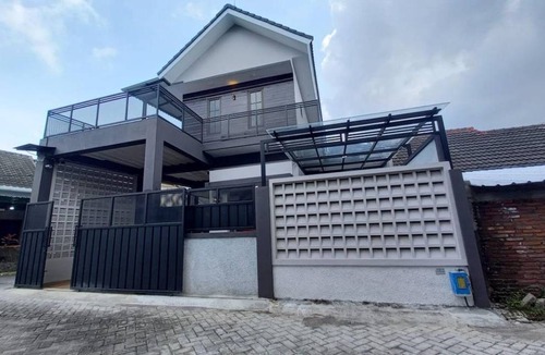 Dinoyo Villa | 121 m² Villa ∙ 4 bedrooms ∙ 12 guests