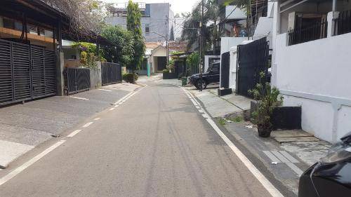 Bendungan Hilir House | 125 m² House ∙ 3 bedrooms ∙ 10 guests