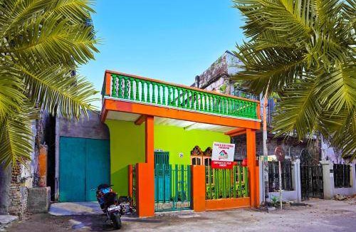 Gresik Hotel | 13 m² Hotel ∙ 3 guests