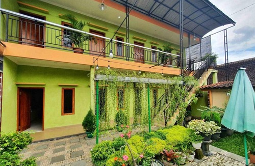 Surakarta Bed & Breakfast | 14 m² Bed and breakfast ∙ 2 guests