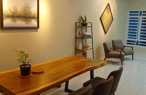 Muar House | 143 m² House ∙ 3 bedrooms ∙ 6 guests