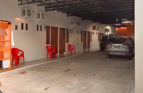 Haurgeulis Hotel | 15 m² Hotel ∙ 2 guests