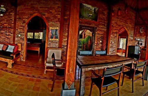Watukarung Hotel | 150 m² Hotel ∙ 2 bedrooms ∙ 6 guests