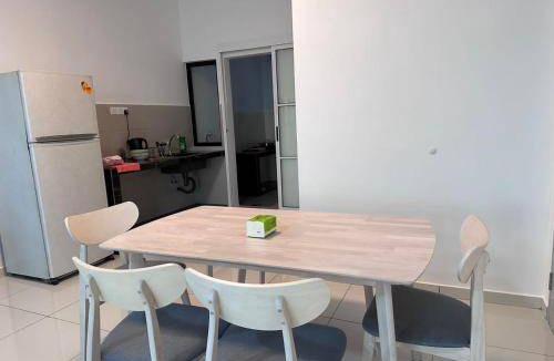 Tebrau House | 150 m² House ∙ 4 bedrooms ∙ 16 guests
