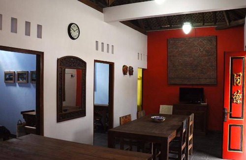 Central Yogyakarta House | 150 m² House ∙ 3 bedrooms ∙ 6 guests