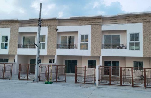Nakhon Chai Si Apartment | 150 m² Serviced apartment ∙ 6 guests