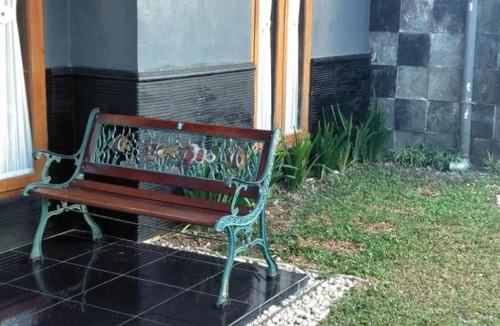 Purwokerto Bed & Breakfast | 155 m² Bed and breakfast ∙ 3 bedrooms ∙ 6 guests