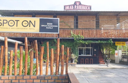 Nganjuk Hotel | 16 m² Hotel ∙ 2 guests