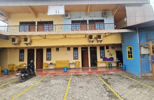Pekalongan Hotel | 16 m² Hotel ∙ 3 guests