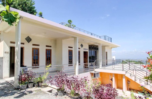 Prambanan Hotel | 16 m² Hotel ∙ 4 guests