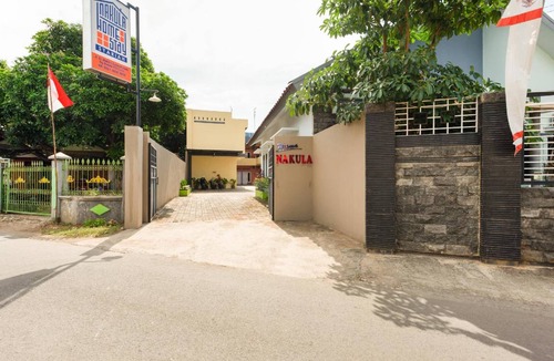 Tuban Hotel | 16 m² Hotel ∙ 4 guests