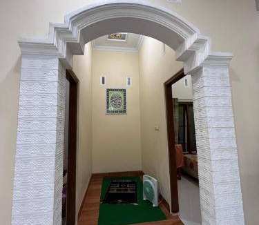 Banguntapan House | 160 m² House ∙ 1 bedroom ∙ 6 guests