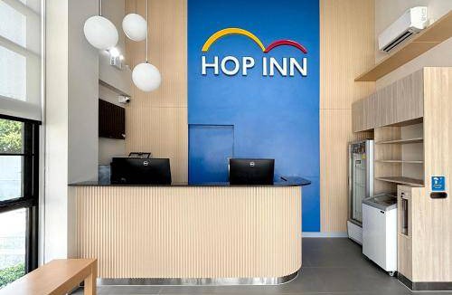 Suphan Buri Hotel | 17 m² Hotel ∙ 2 guests