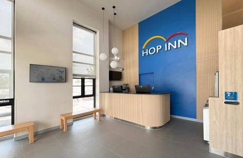 Suphan Buri Hotel | 17 m² Hotel ∙ 2 guests