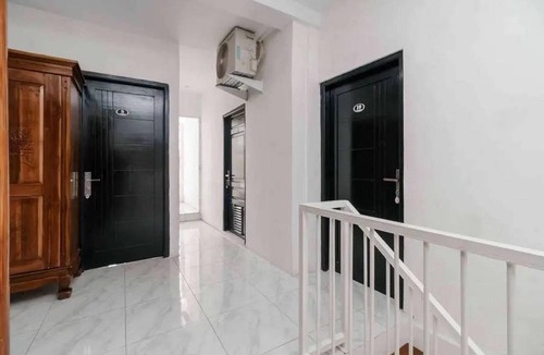 Ciputat Bed & Breakfast | 18 m² Bed and breakfast ∙ 3 bedrooms ∙ 2 guests