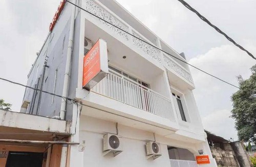 Ciputat Bed & Breakfast | 18 m² Bed and breakfast ∙ 3 bedrooms ∙ 2 guests